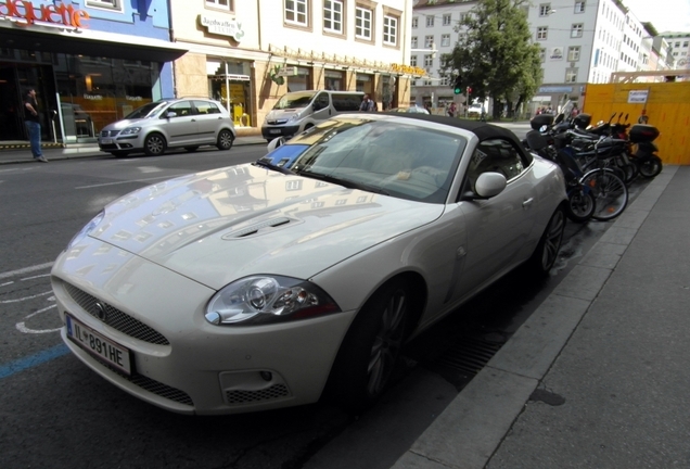 Jaguar XKR Convertible 2006