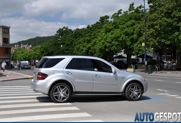 Mercedes-Benz ML 63 AMG W164