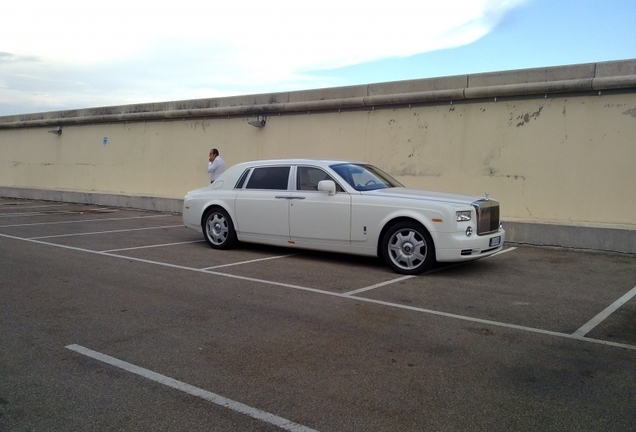 Rolls-Royce Phantom EWB