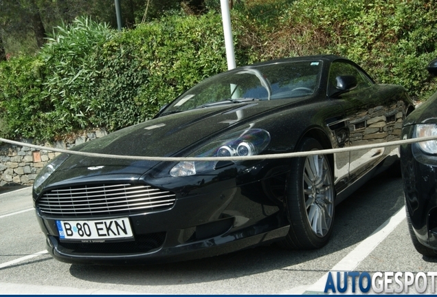 Aston Martin DB9 Volante