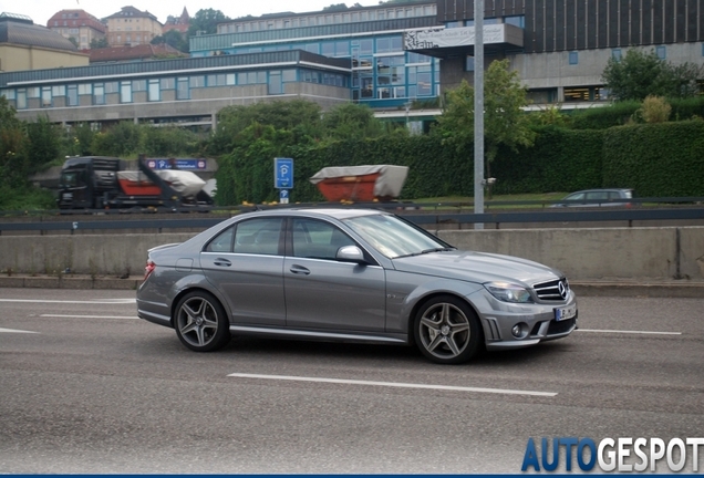 Mercedes-Benz C 63 AMG W204