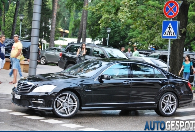 Mercedes-Benz S 63 AMG W221 2010