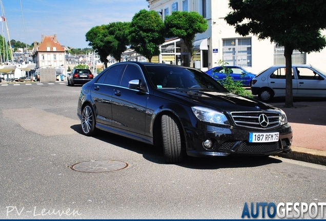 Mercedes-Benz C 63 AMG W204