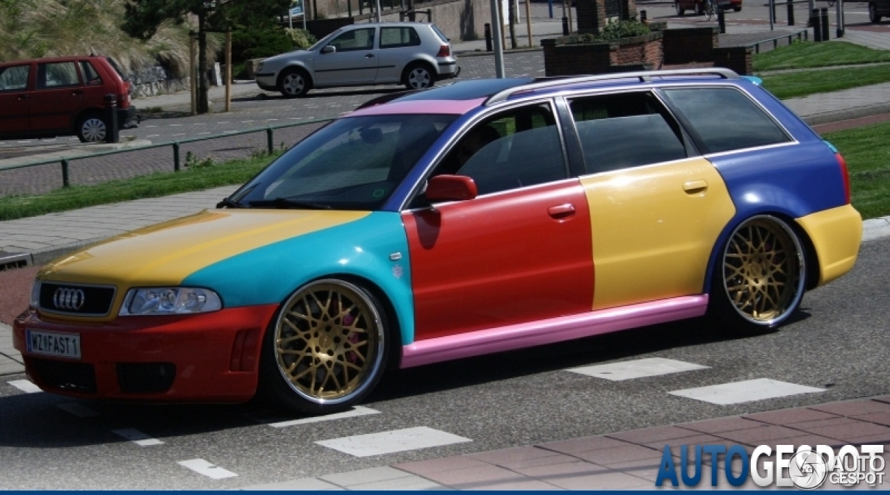 Audi RS4 Avant B5