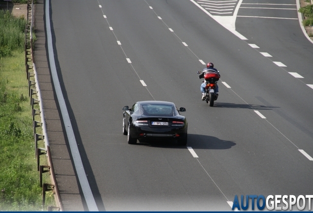 Aston Martin DB9 2010