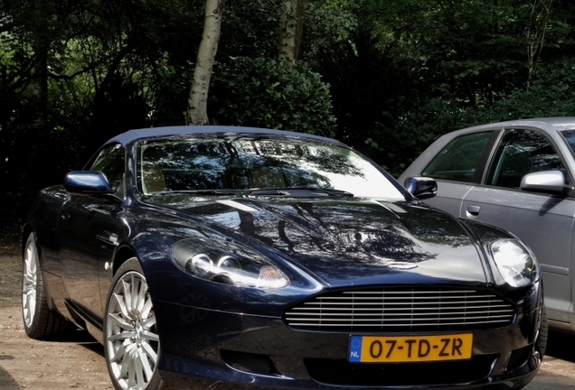 Aston Martin DB9 Volante