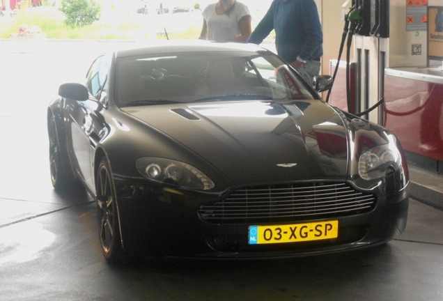 Aston Martin V8 Vantage