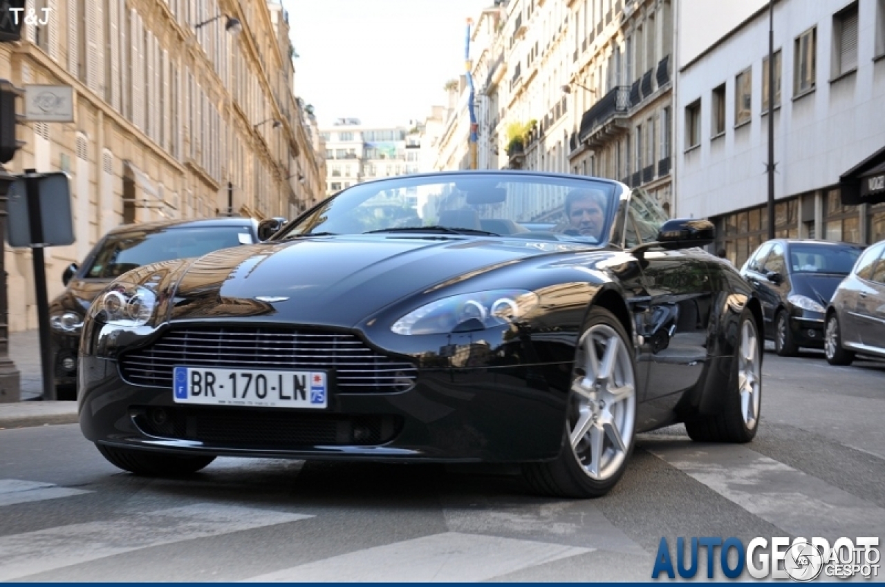 Aston Martin V8 Vantage Roadster