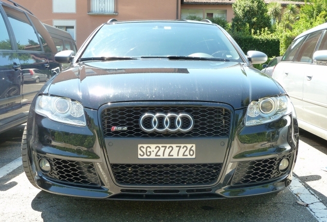 Audi RS4 Avant B7