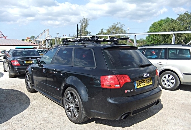 Audi RS4 Avant B7