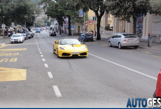 Ferrari Scuderia Spider 16M