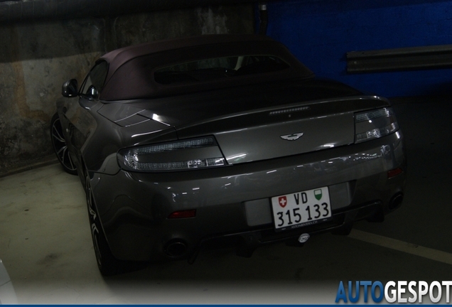 Aston Martin V8 Vantage Roadster