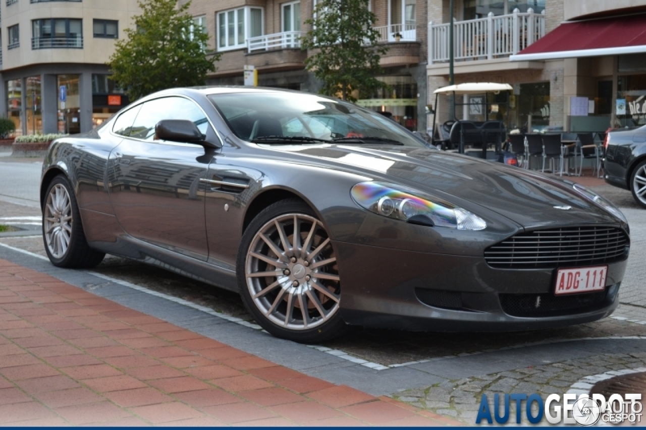 Aston Martin DB9