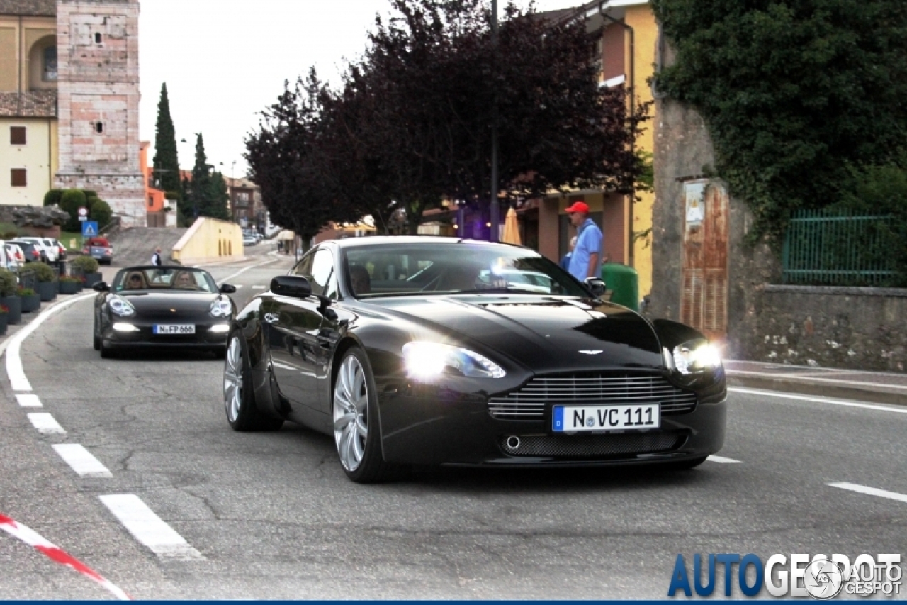 Aston Martin V8 Vantage