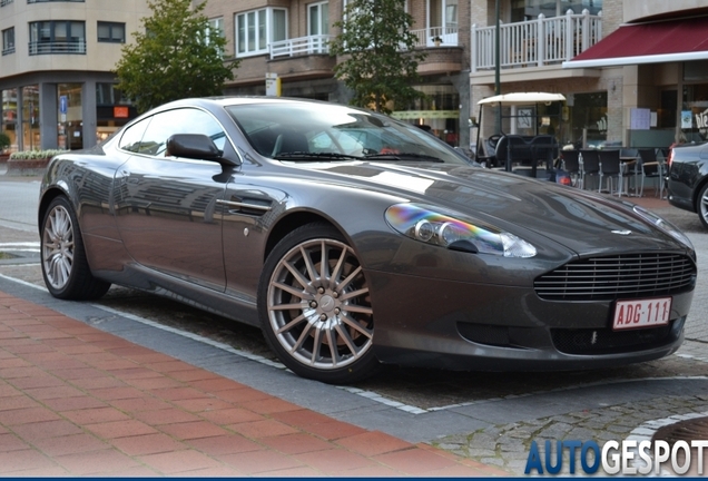 Aston Martin DB9