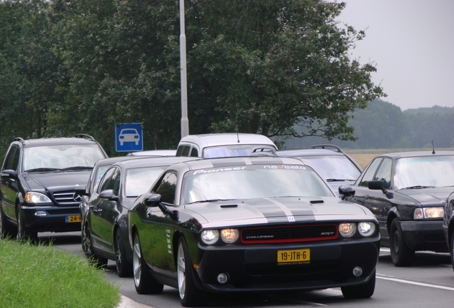 Dodge Challenger SRT-8