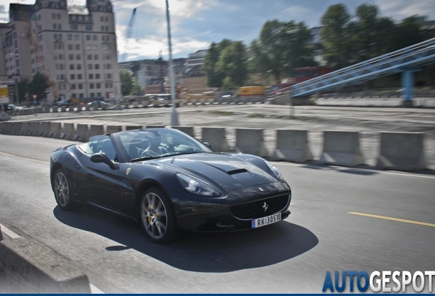 Ferrari California