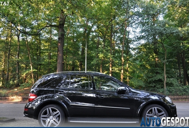 Mercedes-Benz ML 63 AMG W164 2009