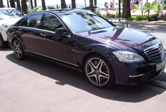 Mercedes-Benz S 65 AMG V221 2010