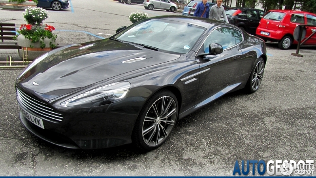 Aston Martin Virage 2011