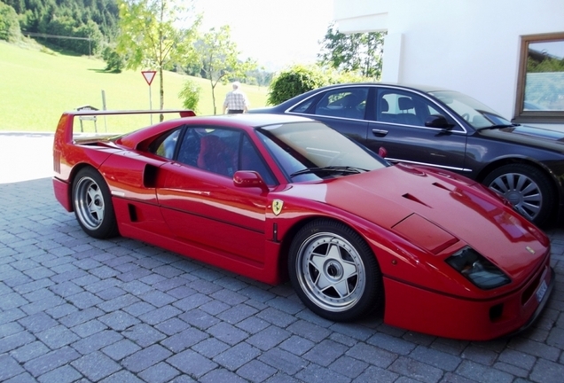 Ferrari F40