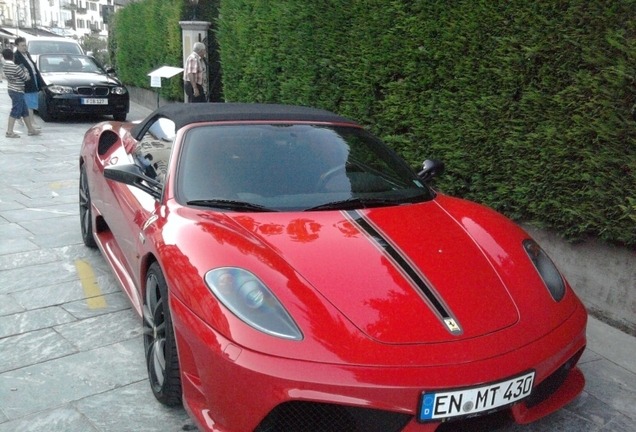 Ferrari Scuderia Spider 16M