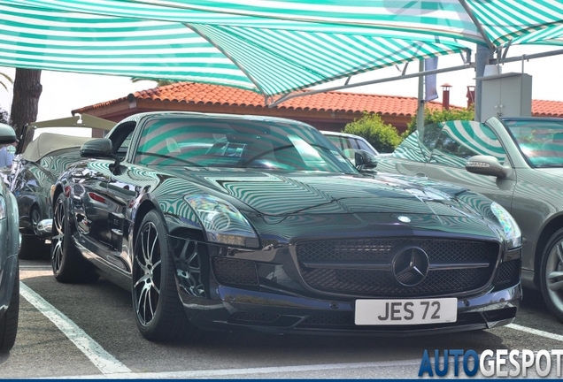 Mercedes-Benz SLS AMG