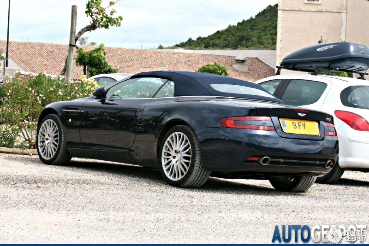 Aston Martin DB9 Volante