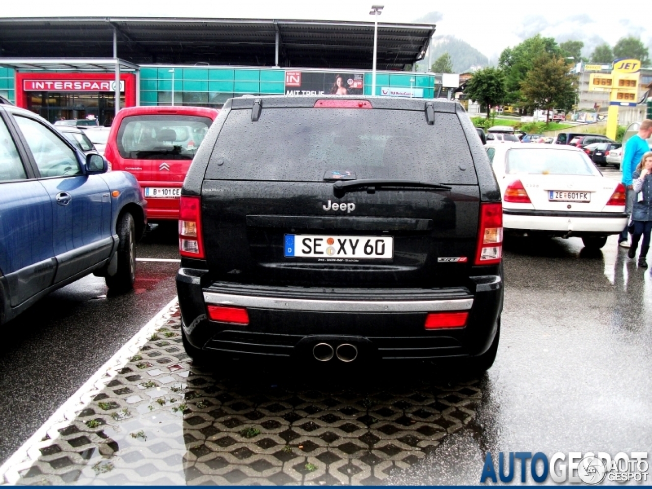 Jeep Grand Cherokee SRT-8 2005