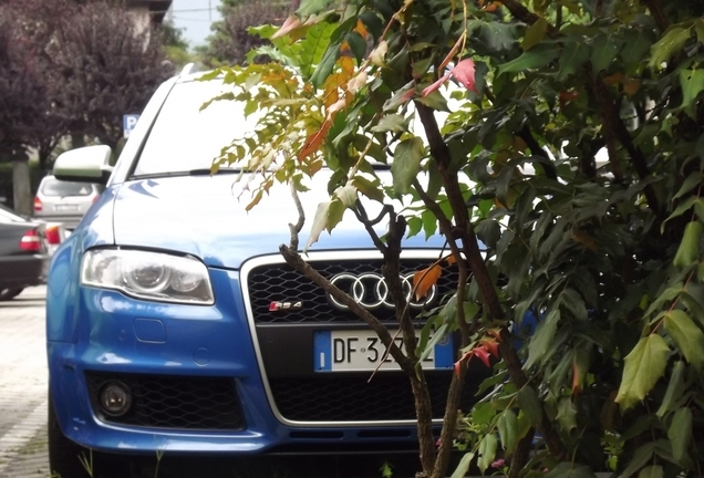 Audi RS4 Avant B7