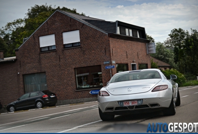 Mercedes-Benz SLS AMG