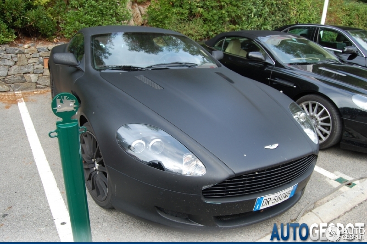 Aston Martin DB9