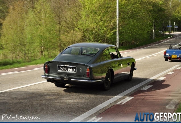 Aston Martin DB6 Vantage MKI