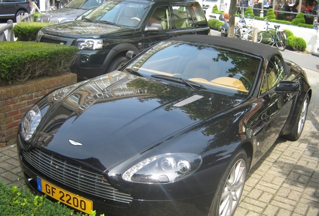 Aston Martin V8 Vantage Roadster