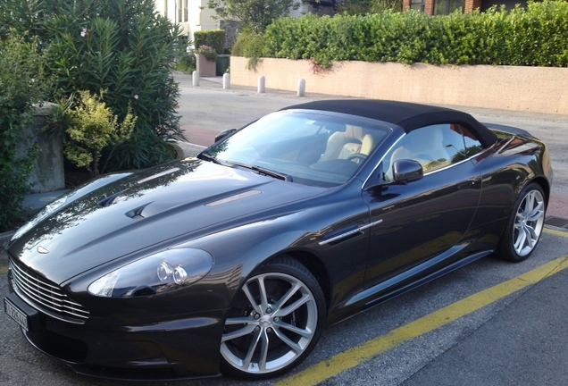 Aston Martin DBS Volante