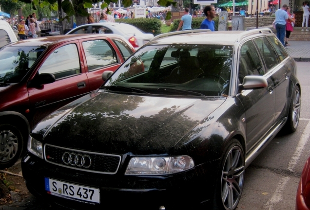 Audi RS4 Avant B5