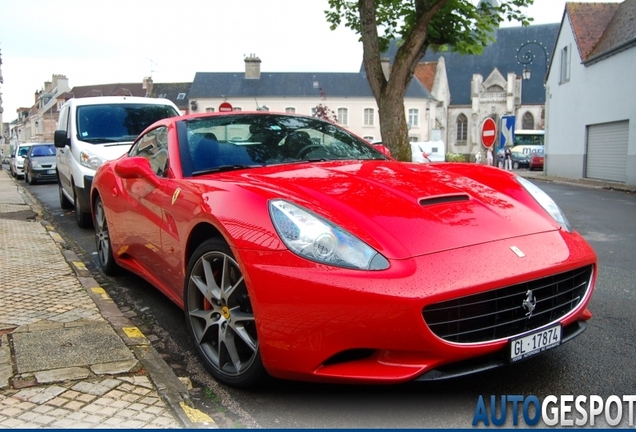 Ferrari California