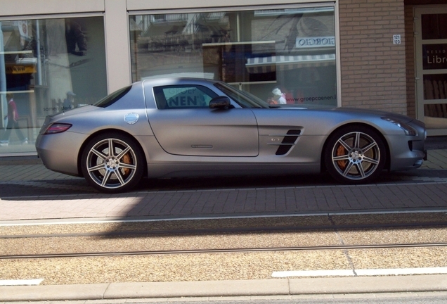 Mercedes-Benz SLS AMG