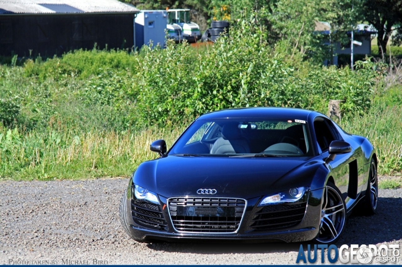 Audi R8