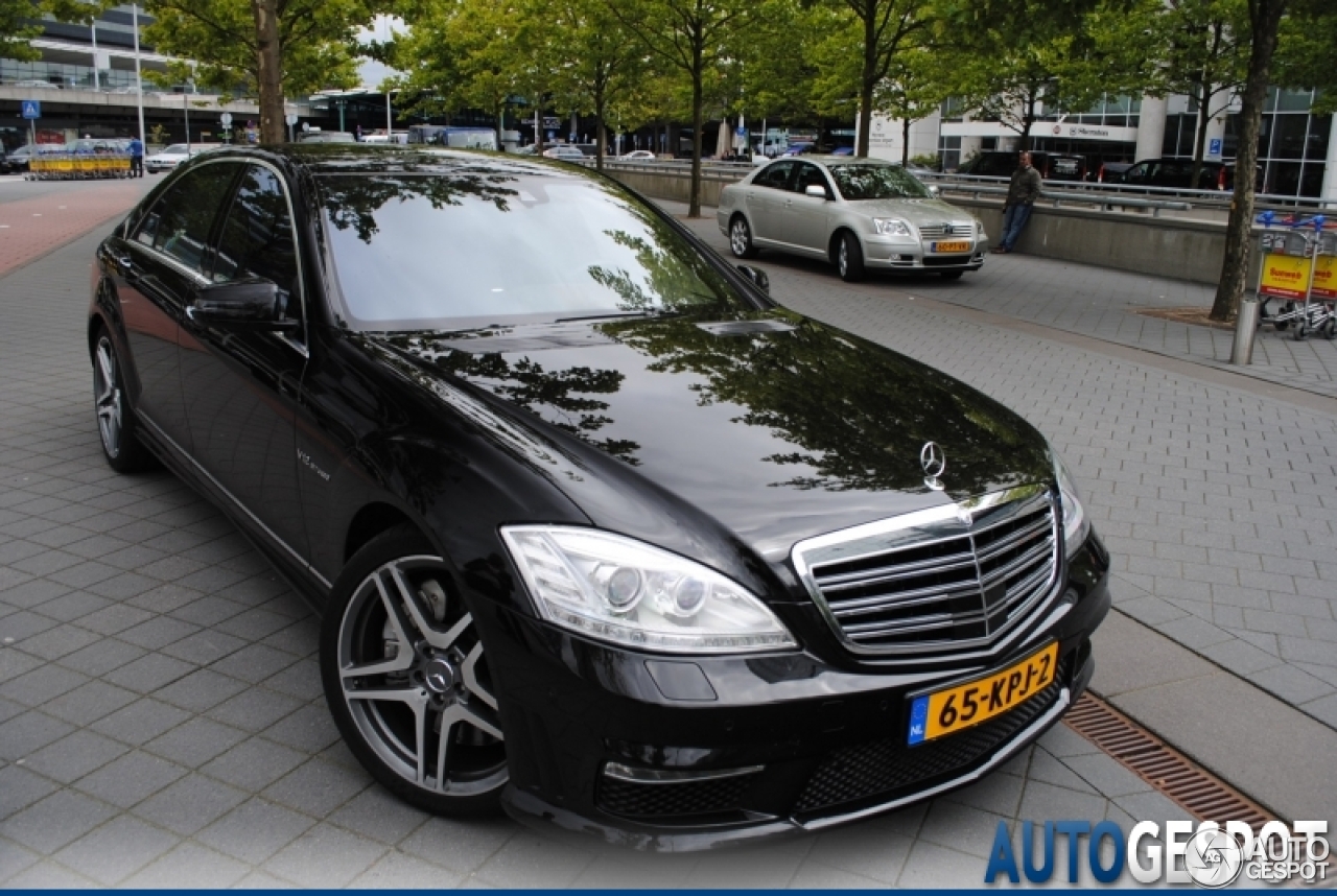 Mercedes-Benz S 65 AMG V221 2010