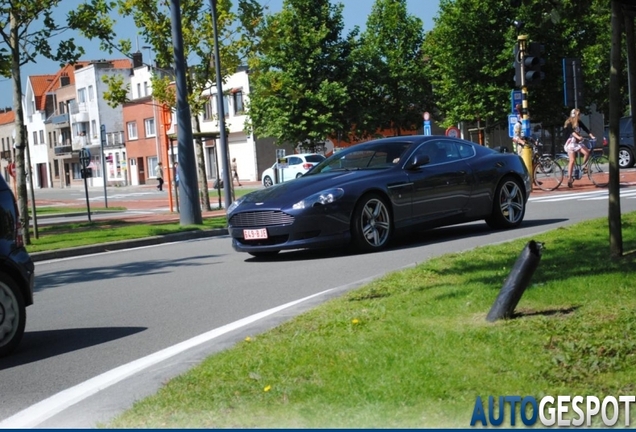 Aston Martin DB9