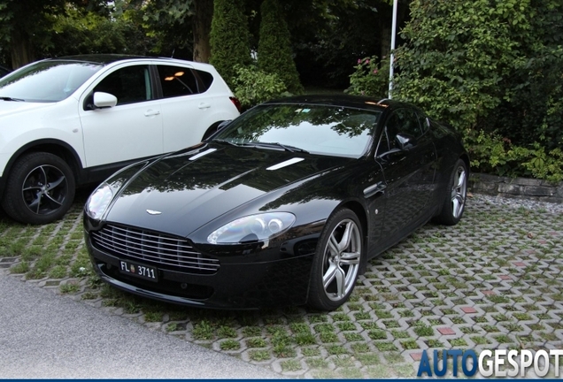 Aston Martin V8 Vantage