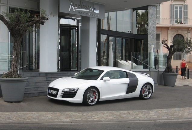 Audi R8