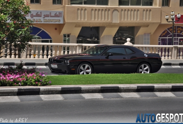 Dodge Challenger SRT-8