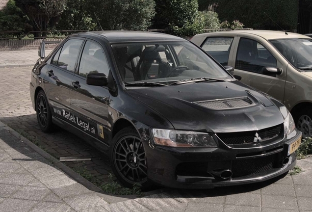 Mitsubishi Lancer Evolution IX