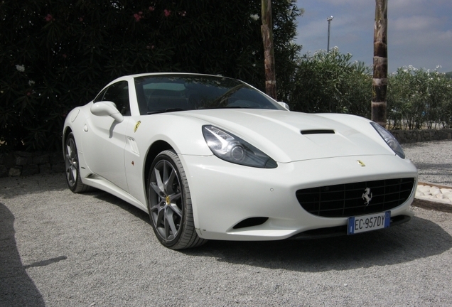 Ferrari California