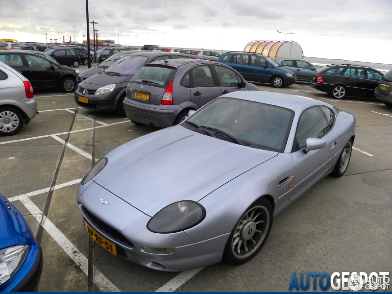 Aston Martin DB7