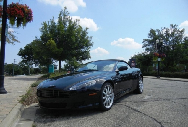 Aston Martin DB9 Volante