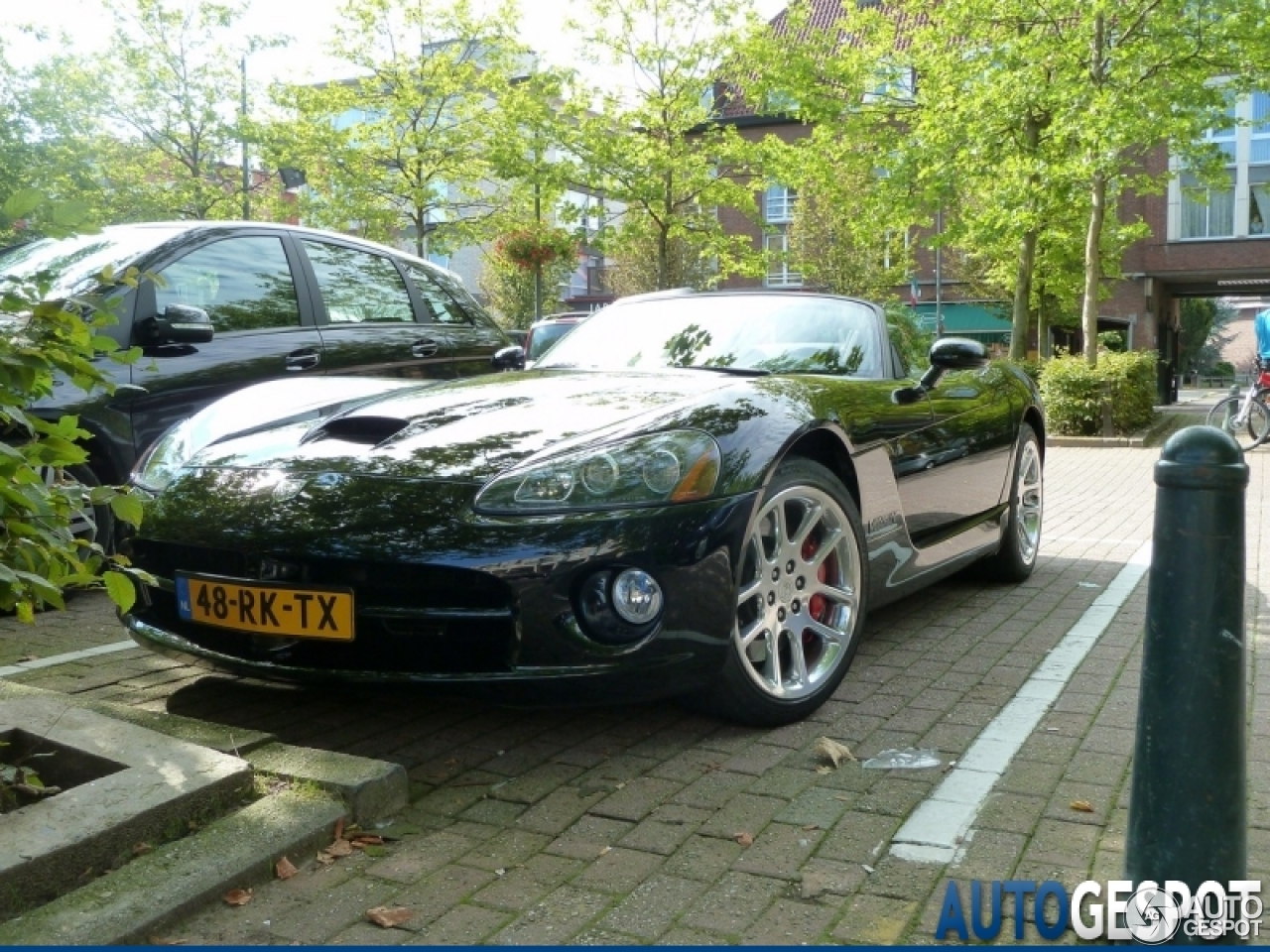 Dodge Viper SRT-10 Roadster 2003