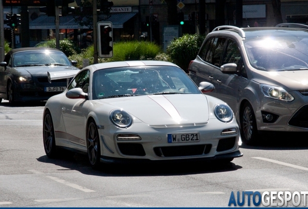 Porsche 997 GT3 RS 4.0